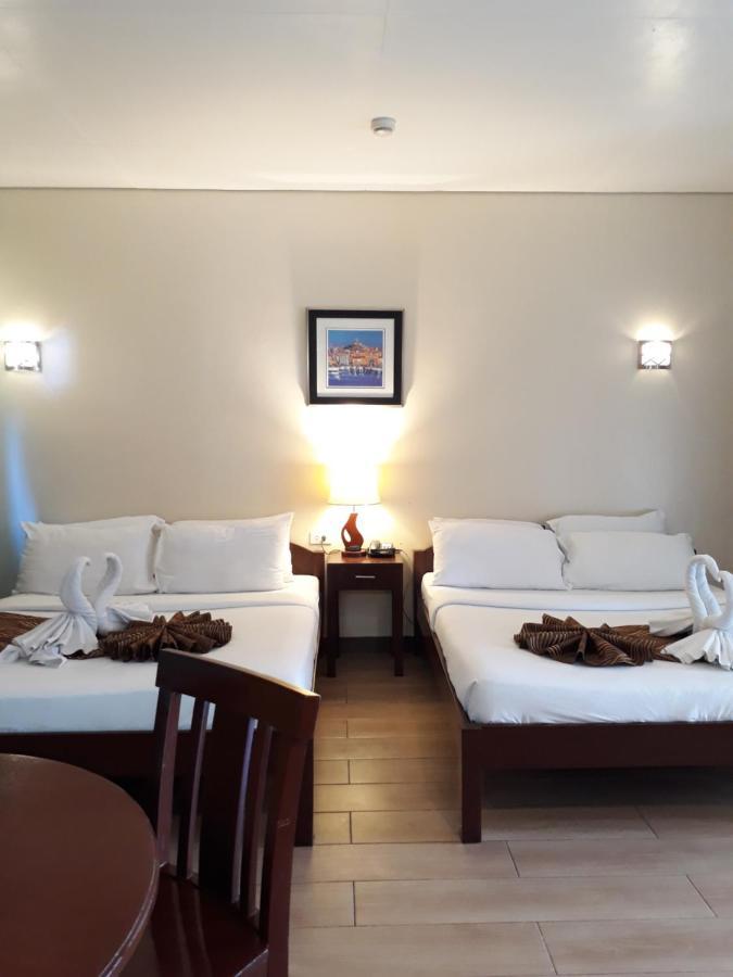 Sea Garden Resort Iloilo Екстериор снимка