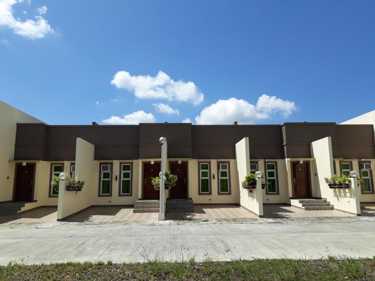 Sea Garden Resort Iloilo Екстериор снимка