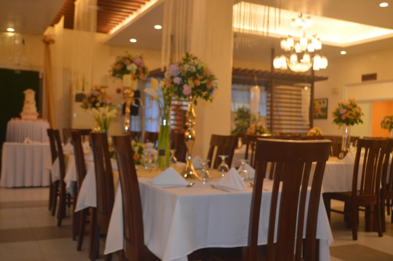 Sea Garden Resort Iloilo Екстериор снимка