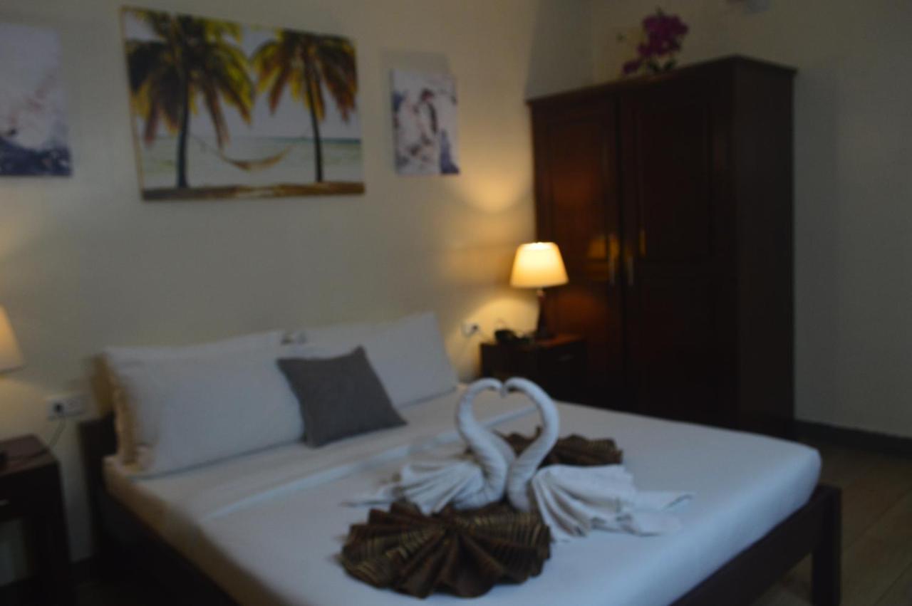 Sea Garden Resort Iloilo Екстериор снимка
